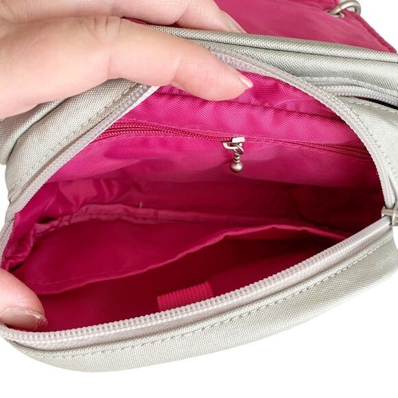 Baggallini Grey On The Go Crossbody Waist Mini Bag NWT - Picture 4 of 6